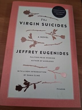 The Virgin Suicides Paperback - Coral Back Cover 25th Anniversary Edition